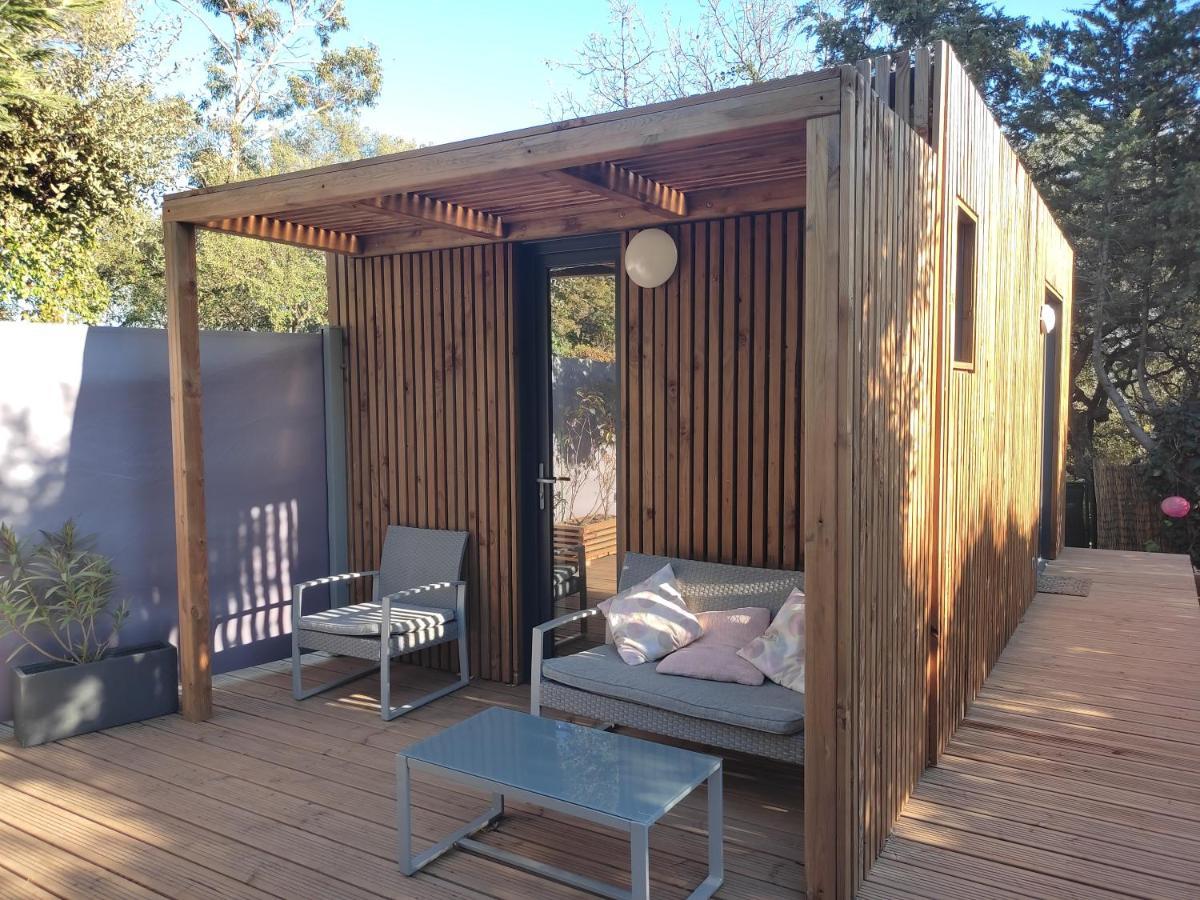 Joli Studio Climatise Avec Jacuzzi Prive Et Entree Independante Fréjus 외부 사진